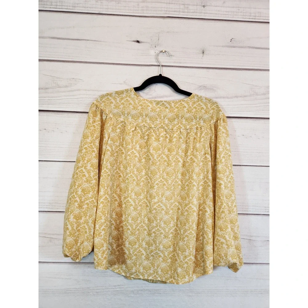LOFT Size XS Yellow Damask Print Button Front Blouse Long Puff Sleeve Round Neck